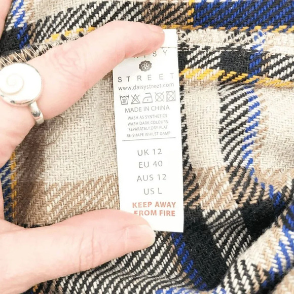 NWT Urban Outfitters Daisy Street Blue Yellow Plaid Button Down Shirt Size XS - Picture 6 of 6